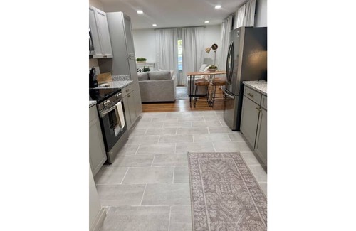 Tuscaloosa House | Crimson Comfort @ The Ivy, 2.5 mi from BDS