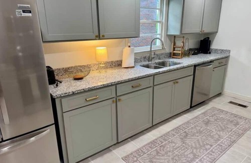 Tuscaloosa House | Crimson Comfort @ The Ivy, 2.5 mi from BDS