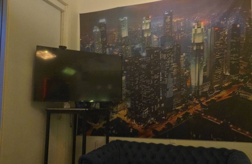 Downtown Las Vegas Apartment | Elvis favorite crash pad