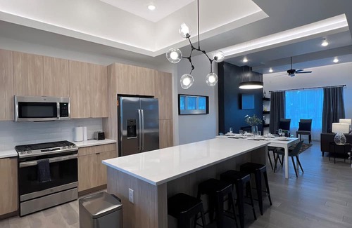 Biggs Field House | The Parkview Home With Spacious 4-bedroom and enclosed 2-car garage.