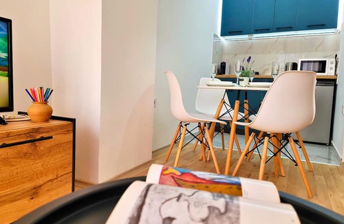 Skopje Region Apartment | Modern & Stylish - Art Atelier Apartment