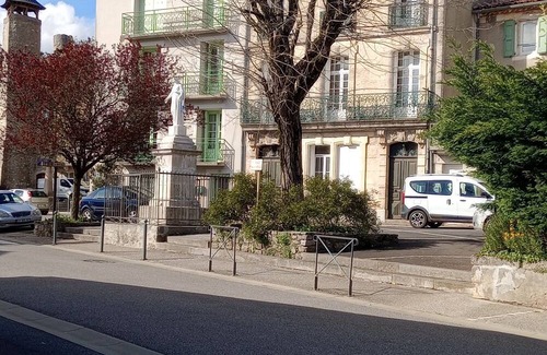 Le Caylar Apartment | Apartment in le caylar