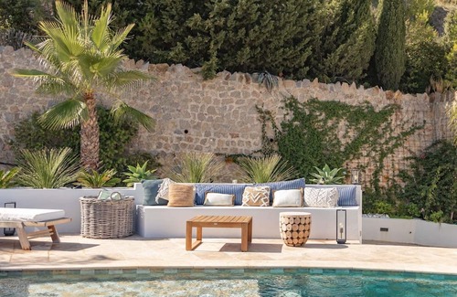 Hyeres Villa | Exceptional villa - panoramic view - sleeps 10 - pool - near beach