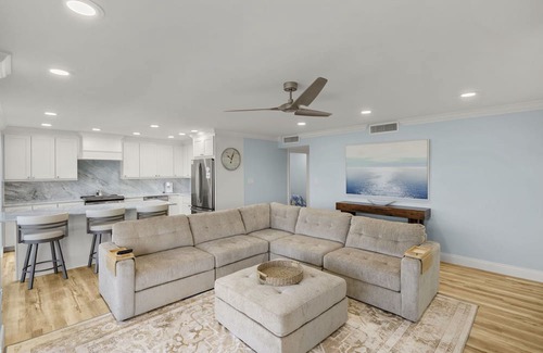 Beachview Country Club Estates Condo | Step into serenity at Sunset South Sanibel, newly renovated 3 BR Island Retreat
