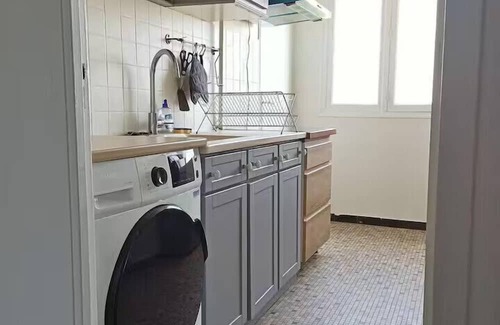 Gaudiniere Apartment | Bright apartment - park view