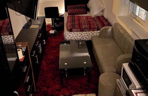 Lancaster Apartment | Cozy Studio in Lancaster City