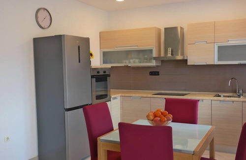Buzdohanj Apartment | Comfortable apartment for rent, perfect for up to 4 guests