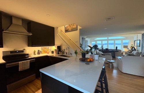 Montrose House | Hudson Valley Escape, Charming and Renovated