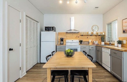 Roseland Condo | Charming 2-bedroom condo in beautiful Wintergreen Resort