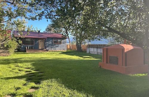 Gardnerville Cottage | Fantastic 2-bedroom cottage in Gardnerville,NV. Just 20 minutes from Lake Tahoe.