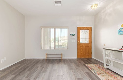 Royal Ranch House | Spacious 4 Bedroom Home with Pool / Game room