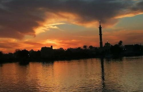 Cairo Boat Rental | نايل كروز نايل سمارت MS River