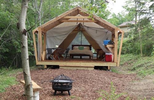 Newport Other | NATURA Wilderness