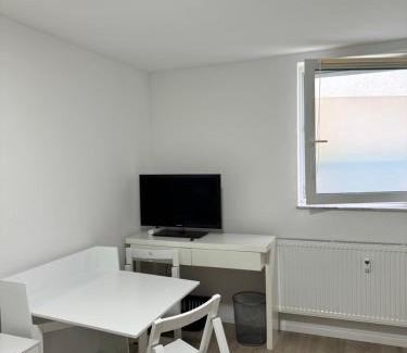 Villingen-Schwenningen House | Möbliertes Zimmer