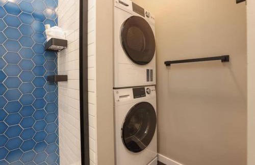 Dillon Apartment | Modern Cozy Mountain Condo with Upscale Amenities