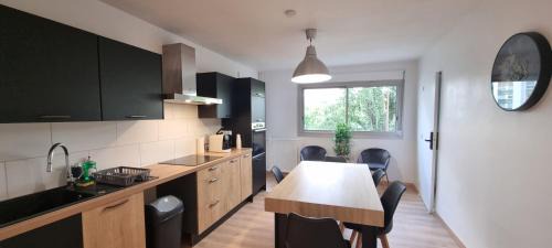 Mirail-Reynerie-Bellefontaine Apartment | Chambres avec SDB privative dans appartement partagé