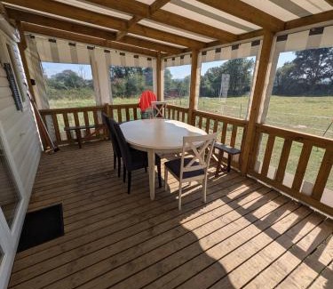Mortagne-sur-Sevre Other | Mobil home 4x8m et terrasse 18m2