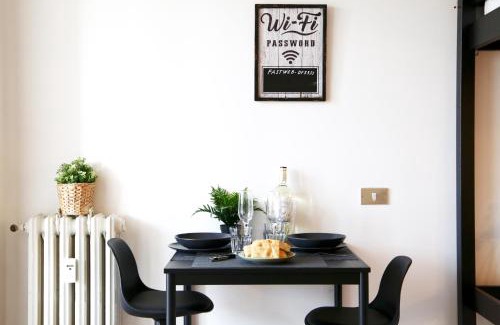Gallaratese Apartment | MERLATA BLOOM Self check In & Wi-Fi