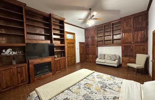 Summit Villa | Caston Farms