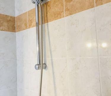 Cleguer House | Charmante maison toute équipée, proche de Lorient