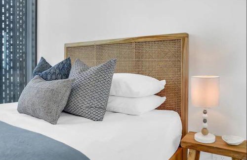 Broadbeach Apartment | Signature Oceanview's 2B2B Resort-Style Amenities