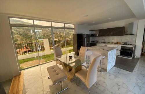 Medellin Ski Chalet | La BONITA