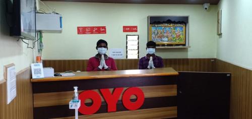 Hunsur Hotel | OYO Kalpataru Lodge