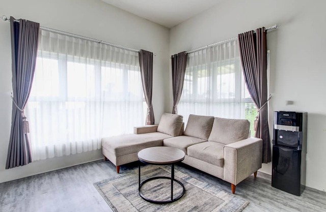 Collection O 94740 Sudirto Villa Dan