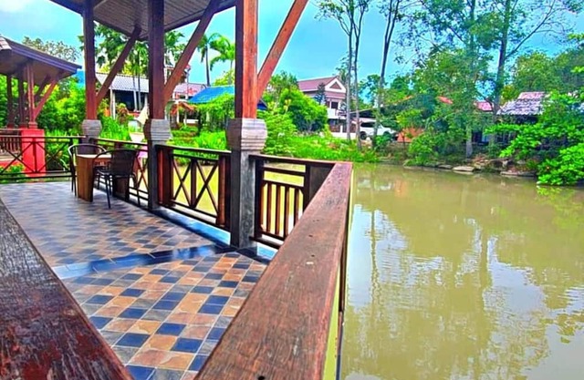 Bang Phra Resort Near Si Racha