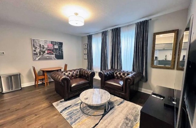 Cozy 1 Bedroom Apartment Located in Historic Olde Towne East