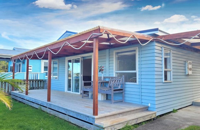 Hosts on the Coast Coastal Retreat