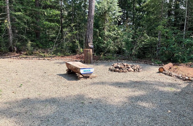 Marvelous camp near Rocky Brook Falls - Brook