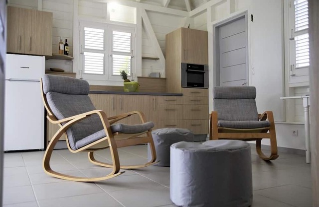 Radiance of the Day and Cultural Heritage in a Modern Cabin