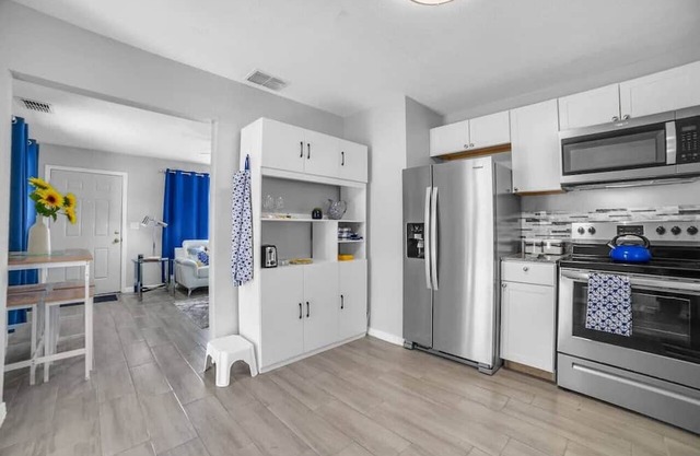 355B) 2BR Luxurious house!