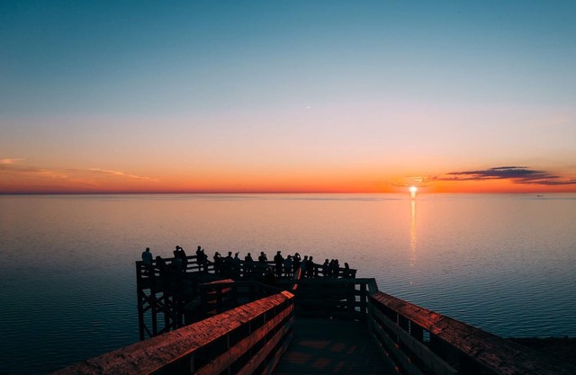 Woodland Hill's Charming 7BDR Home