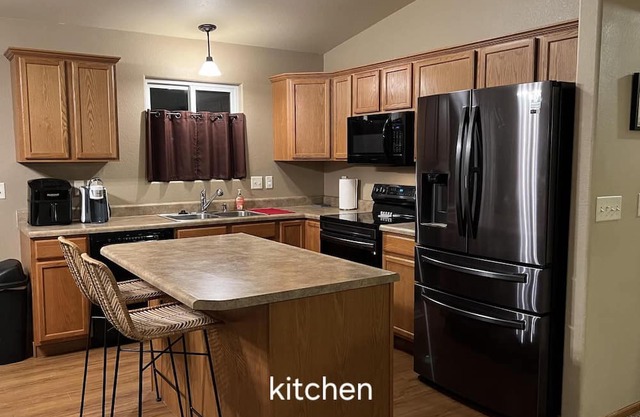Clean & spacious home perfect for families! 10 minutes from Rapid City!