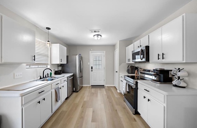 Tomball Modern Monthly Haven!