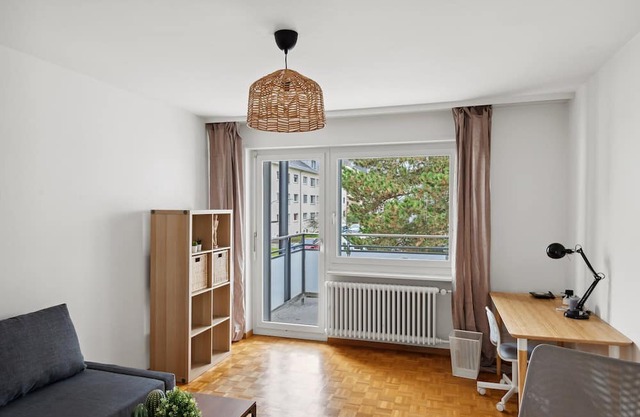 Your Ideal 1-Bedroom Sanctuary in Zurich!