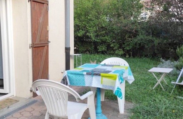 2 Pièces Avec Jardinet Proche Eurexpo et Stade