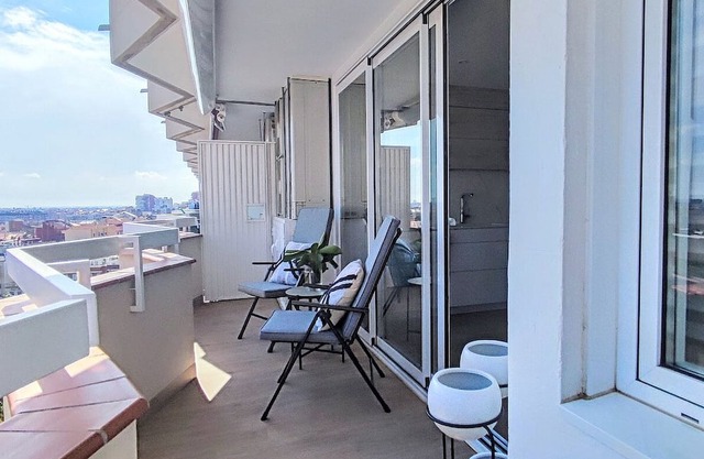 3BR Luxury high floor & Terrace near L'illa - Max