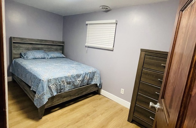 Terrific 3-bedroom house with WiFi in Buffalo