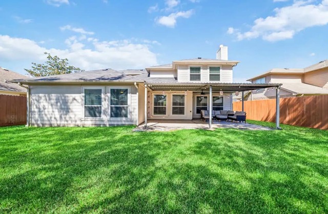 Charming 4-bedroom house with WiFi and AC in Katy