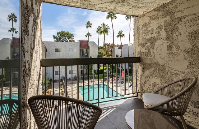 Modern Apartment in Prime Location (ID7792X24)