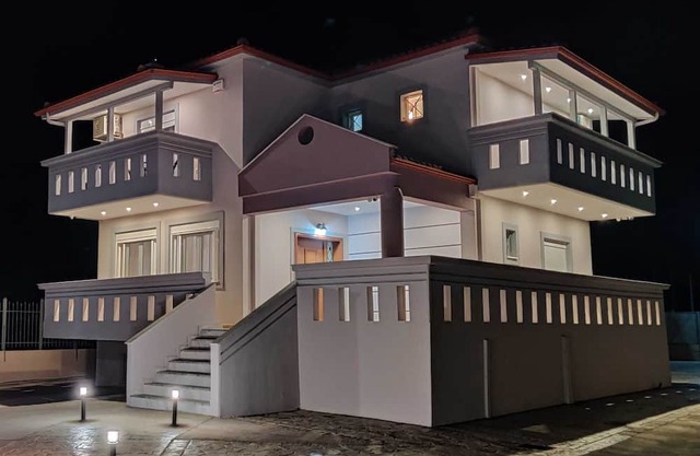 Villa Elida 3-Bedroom House in the heart of Peloponnese