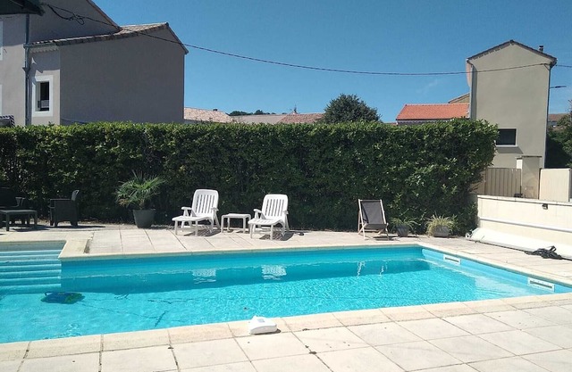 Grande Villa de Vacances Avec Piscine -ardèche
