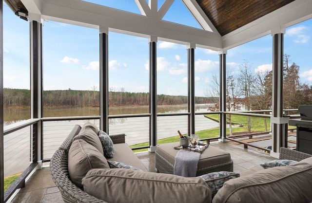 LAKE HOUSE