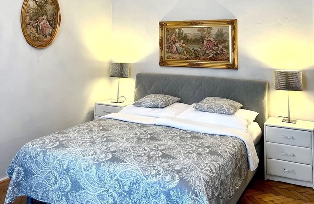 Holiday Apartment "Luxuriöses Appartment" with Mountain View & Wi-Fi