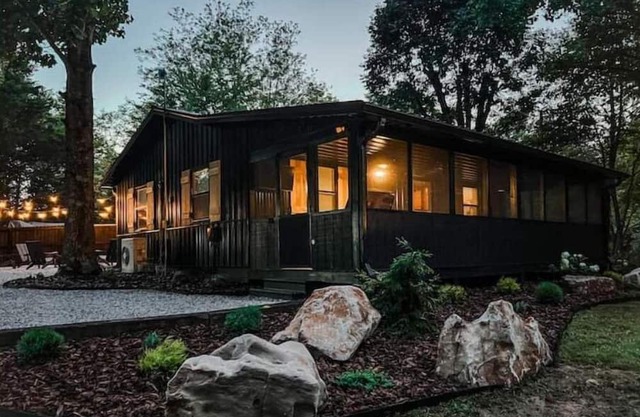 The Lakeaway @ Barren River Lake