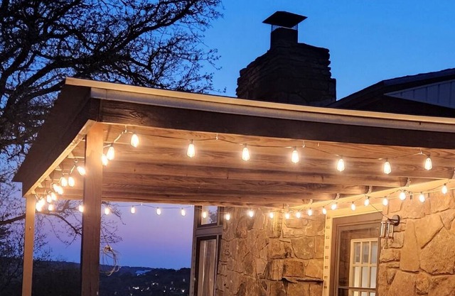 Hilltop Haven: 5 mins to Spider Mountain or Reveille Ranch biking