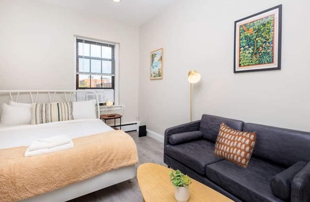 Quaint Studio Apt | Close to Fenway